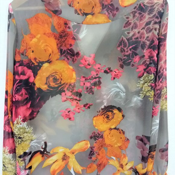 Bellatrix | Spring Sheer Floral Top - Large - Picture 3 of 8